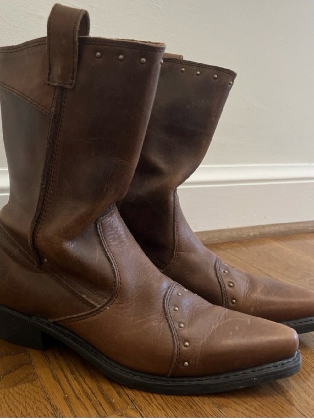Harley-Davidson Riding Boot-Brown Leather Western Ankle Boots with Stud Details - Picture 2 of 2